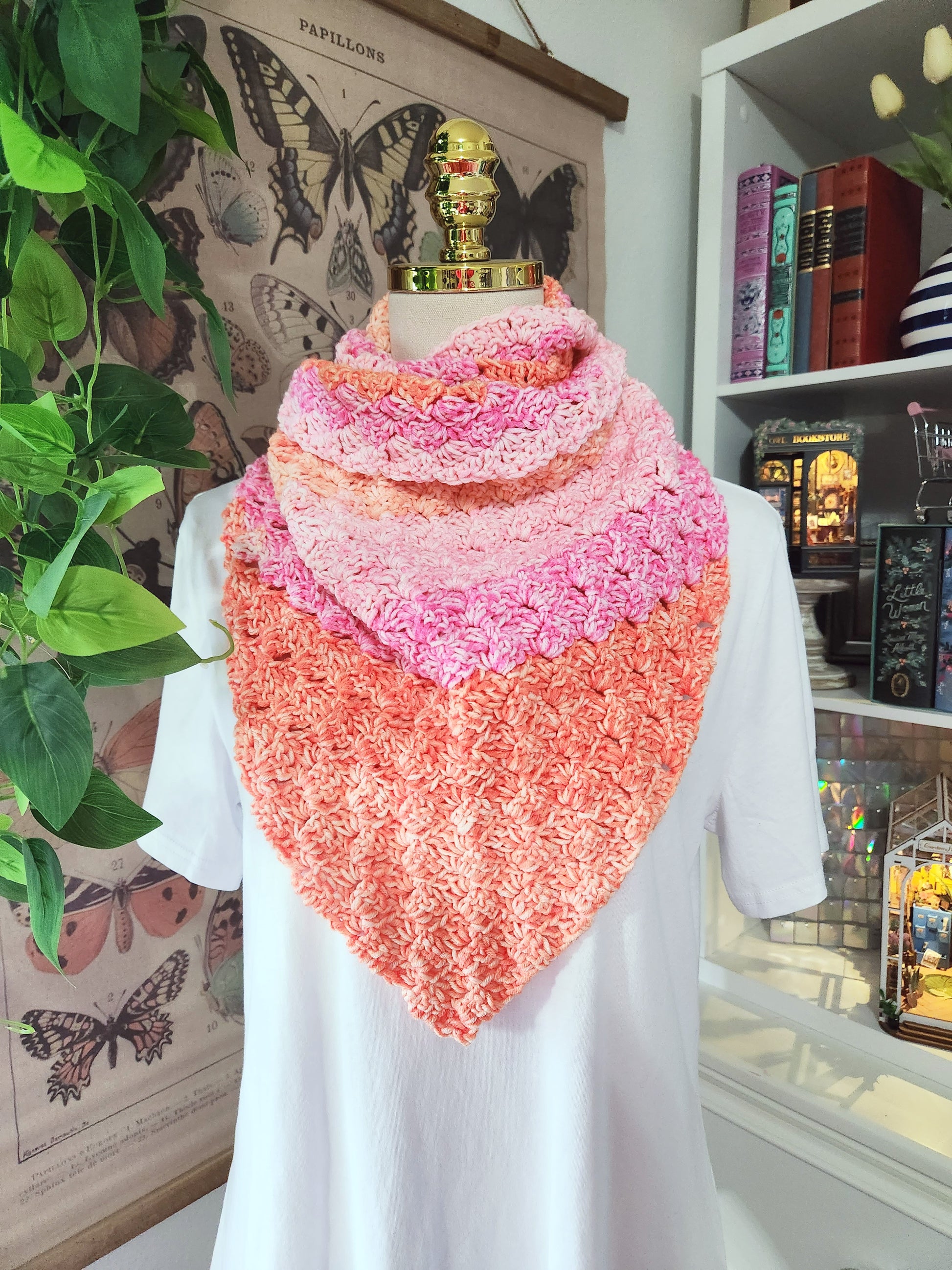 pink and orange scarf