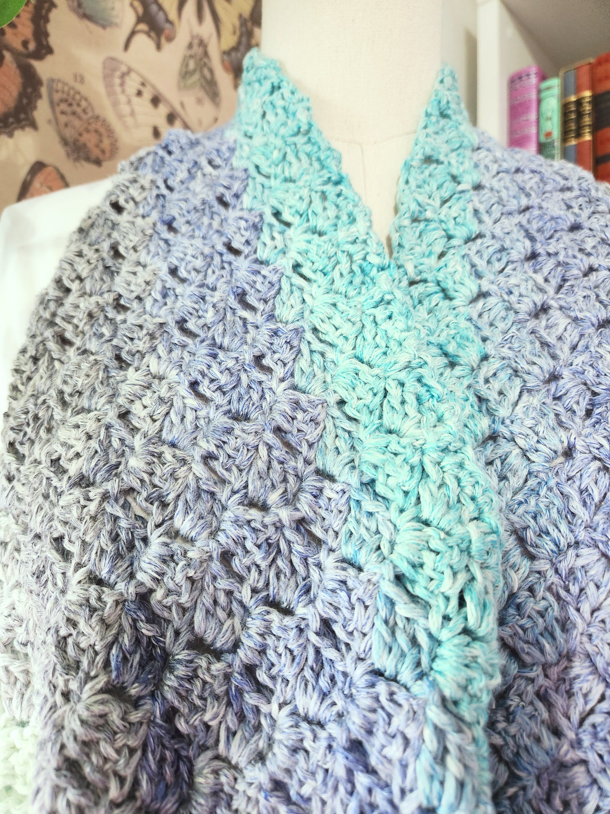 blue gradient scarf