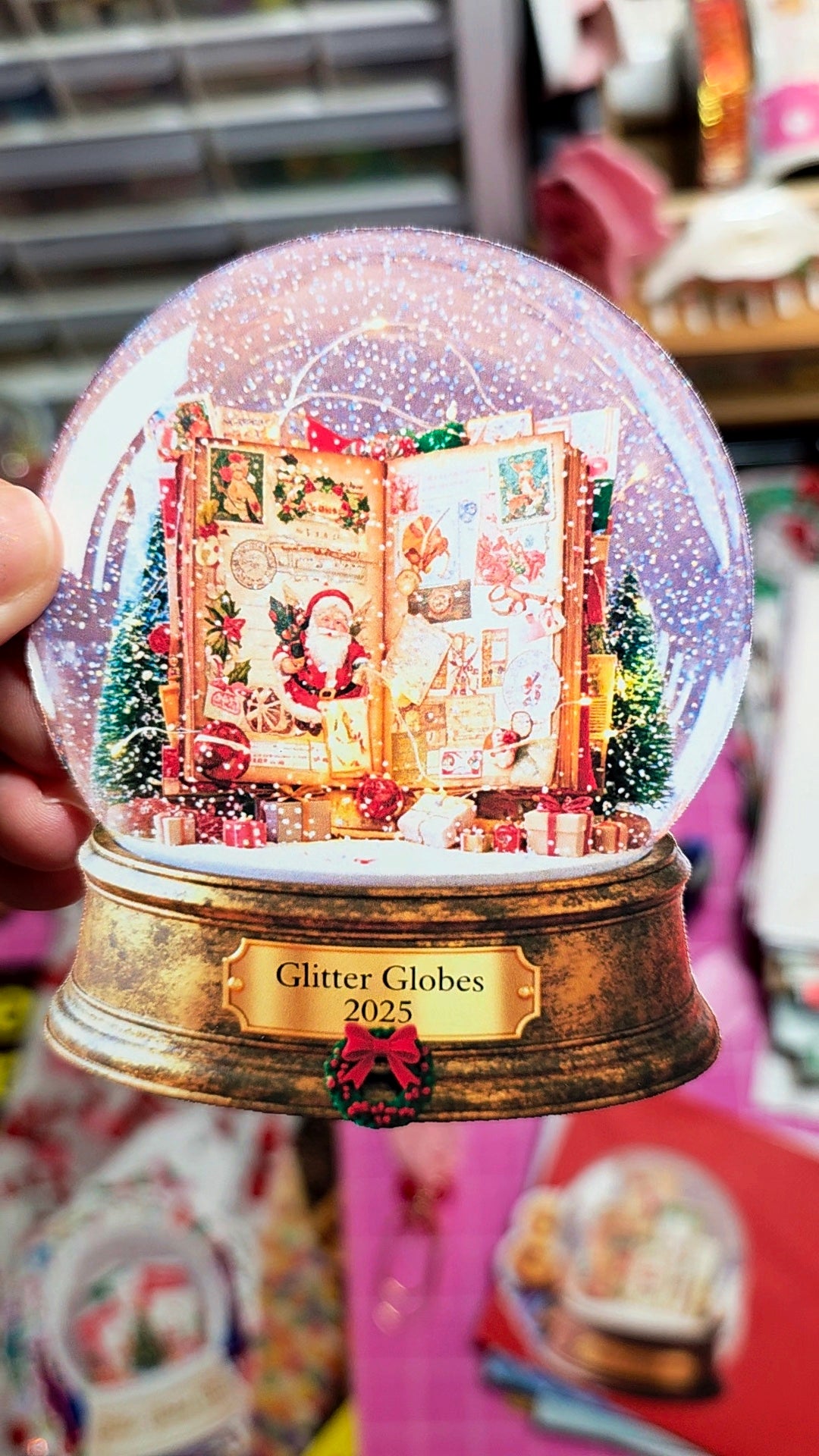 Glitter Globes 2025