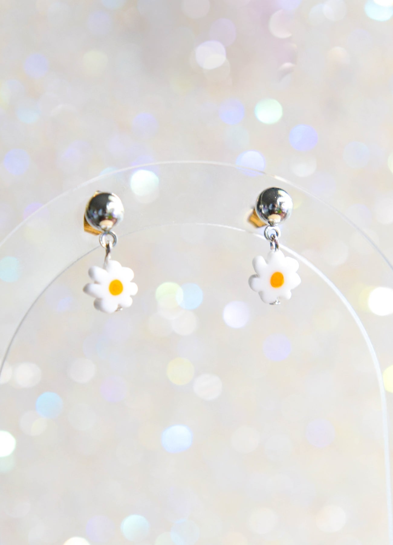 Tiny Daisy Dangle Earrings