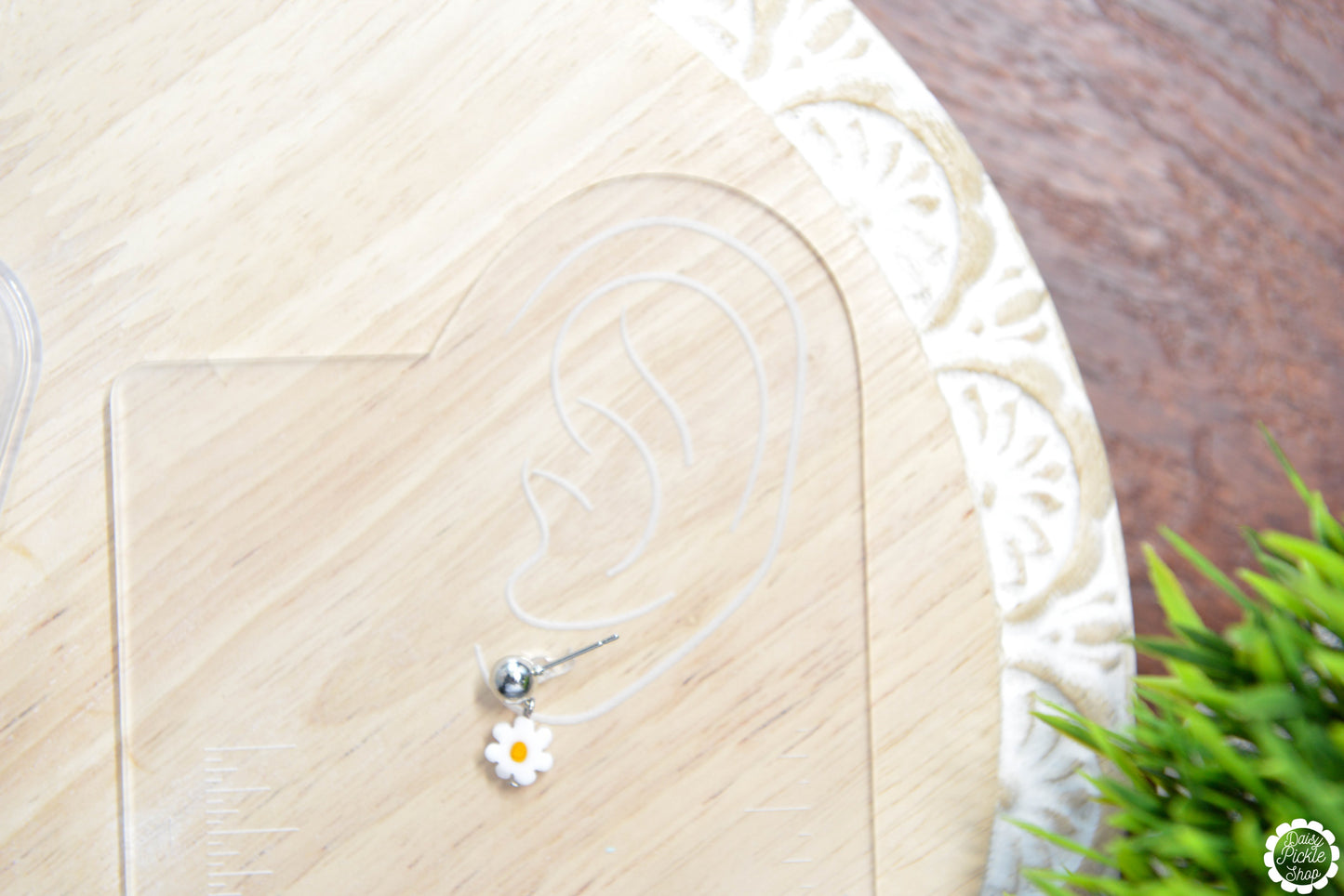 Tiny Daisy Dangle Earrings