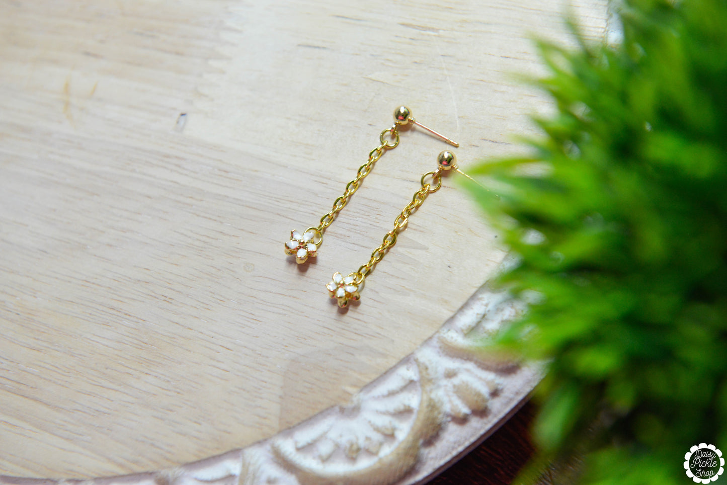 Golden Flower Dangle Chain Earrings