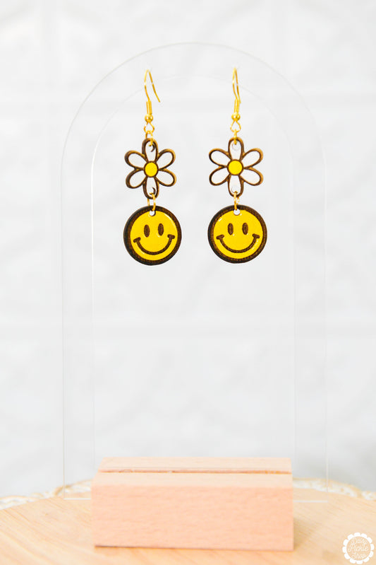 Happy Daisy Dangle Earrings