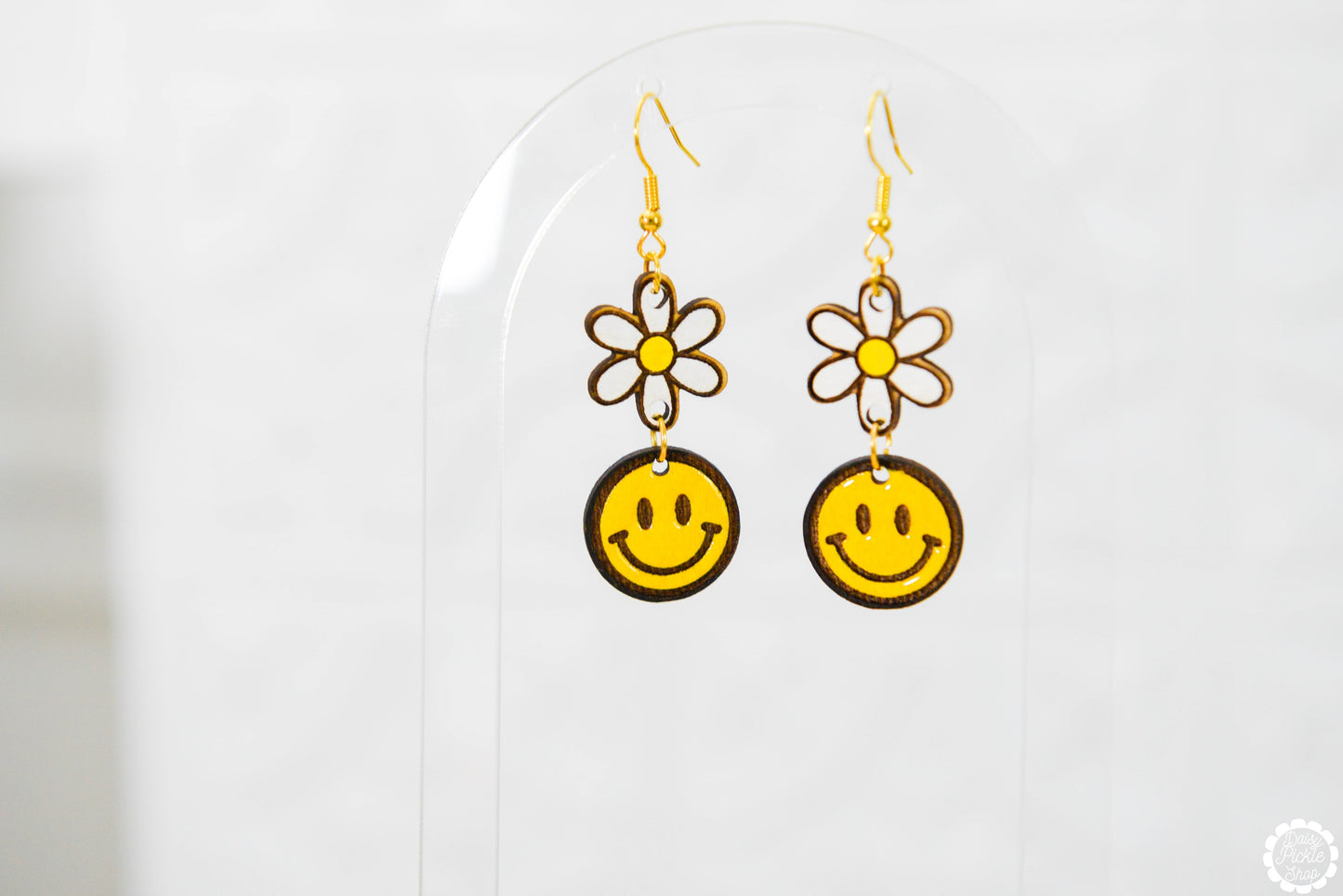 Happy Daisy Dangle Earrings