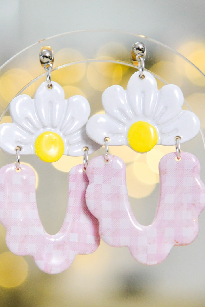 Pink Daisy Gingham Earrings